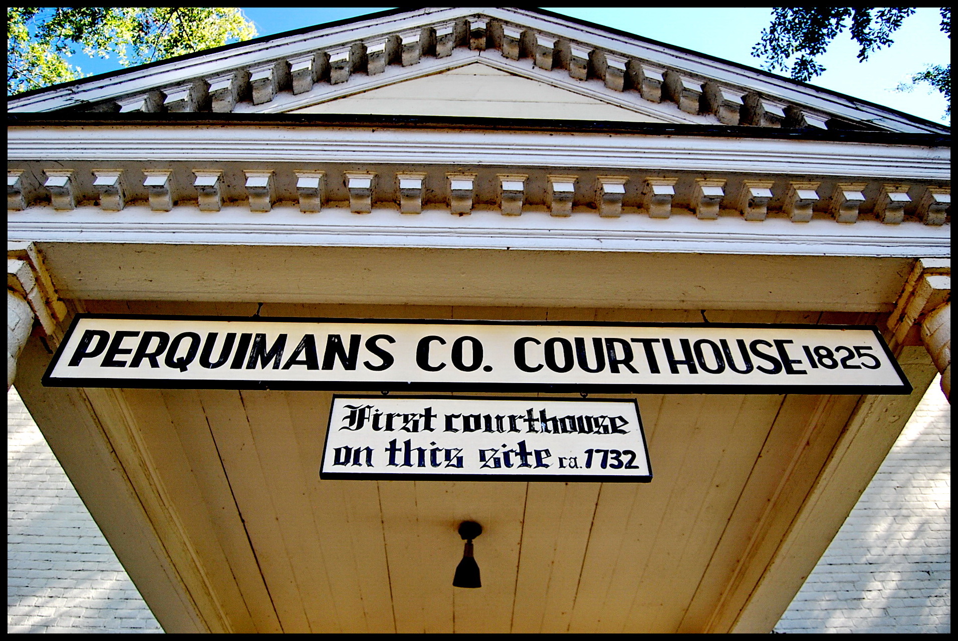 Perquimans County Courthouse 